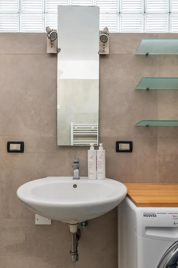 Studio Malcontenti Con Terrazzo By Wonderful Ltaly Bologna Apartment